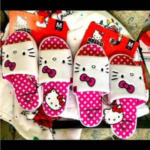Hello Kitty Easter Pink slippers in women’s medium one pair